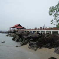 ウビン島で自然を満喫。