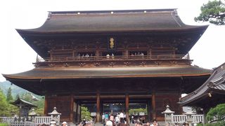 長野駅から歩けます