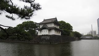 現存するやぐらの一つ