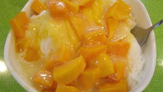 マンゴーかき氷絶品です。