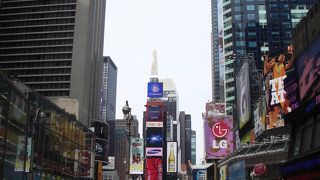 世界からお上りさんが集う タイムズスクエア