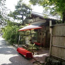 小脇の茶屋。京都らしい