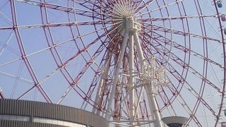 空からみるイルミネーションも見事ですよ「パレットタウン大観覧車」～お台場～