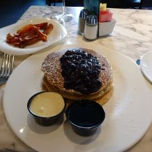 アメリカの朝食と言えばパンケーキ！