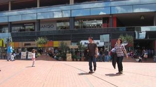 ローカルブランドが揃うけどちょっとヤング向け