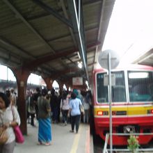 東京メトロの車両・・・・　ジャカルタではこんな感じ