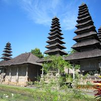 タマン アユン寺院