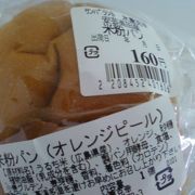 新鮮な野菜やおいしいパンなど、良いものがそろっています。