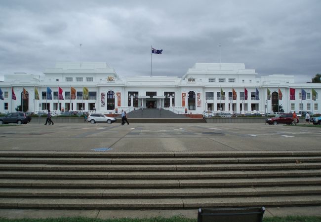 以前の国会議事堂です。