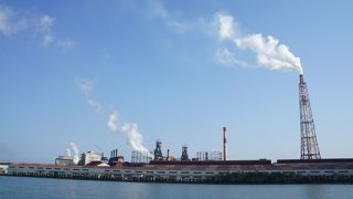 「鉄は国家なり」の時代を彷彿とさせてくれます