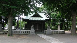 東名のすぐ脇にあります