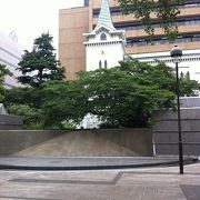 日米和親条約締結の碑がある広場です!!