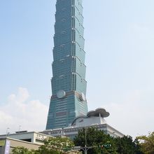 台北のシンボルである台湾国民の誇るタイペイ101