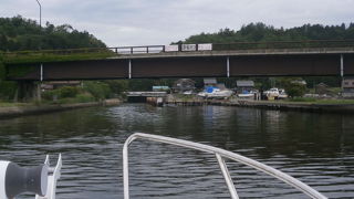 人工の水路　浦見川