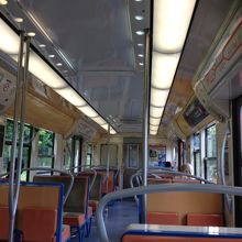 車内