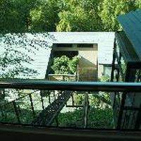 ホテルは迷路のよう