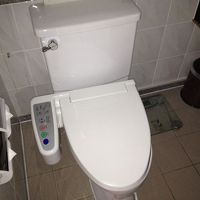 ウォシュレット付き