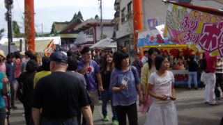 周辺屋台屋台ですごい数