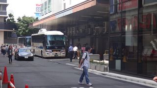 地方から東京へ出てくるのに、深夜帯バスなどを利用して来られる時の到着地です。
