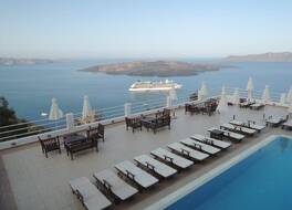 ツェコス ヴィラス ホテル 写真