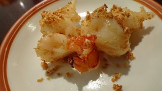 上品な上海料理だけでなく、ポピュラーな広東も四川もいただける