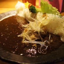 黒部ダムカレー　840円