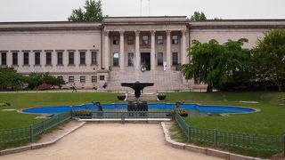 宮殿内ではめずらしい西洋建築