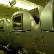 横は２・４・２です。