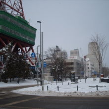 テレビ塔のむこうにはＮＨＫ