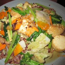 2011年7月に撮影　《ナシ・ゴレン・チャプ・チャイ》