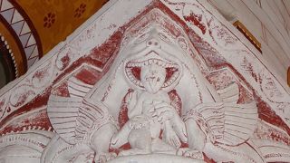 ロマネスク時代の、修道院教会