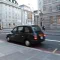 ロンドン・タクシー（ブラック･キャブ）の乗り方