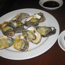 モール２階のビュッフェでは、牡蠣が食べ放題