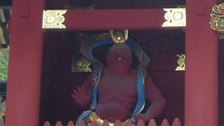 密迹金剛と那羅延金剛の仁王像がまつられています