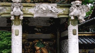 日光東照宮の不思議な逆さ柱