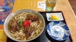 ひめゆりの塔のすぐ近くにある沖縄料理店！