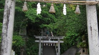 「叶い石」の神社