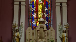 がっちりした感じのある教会