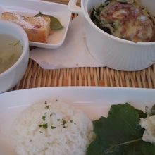 焼チーズハンバーグです。