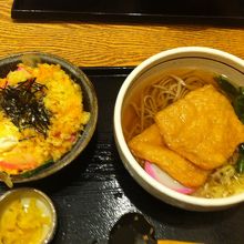 たぬき＆ミニ木の葉丼