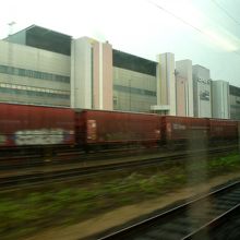 途中Opelの大工場