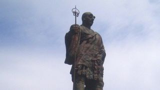 日光山は奈良時代に勝道上人によって開かれたそうです。