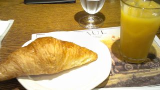 高級なパン屋さんです