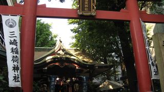 しっとりした社殿、佇まい