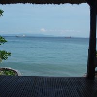 ホテルのバレ、風と波が気持ち良い。