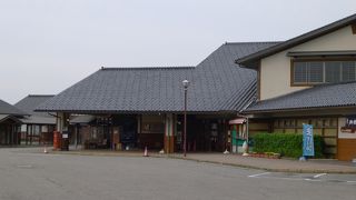 井波の木彫に気軽に触れることができます