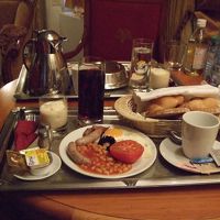 朝食は3種類から選べます。これはイングリッシュ。あとはフルー