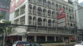 プーパッポンカリー（かにのカレー）はむき身がお勧めです。