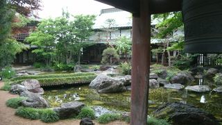 庭園・池のあるお寺