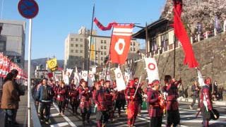 武田二十四将騎馬隊が行軍します